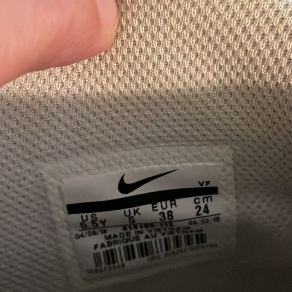 Nike Air Force 1 White hi tops size 5.5 - Picture 10 of 10